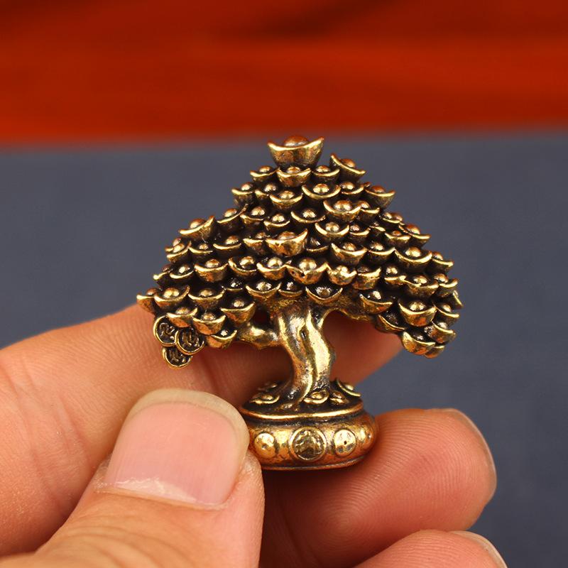 Винтажная латунная скульптура  – обзор и цена Resin Art Tree